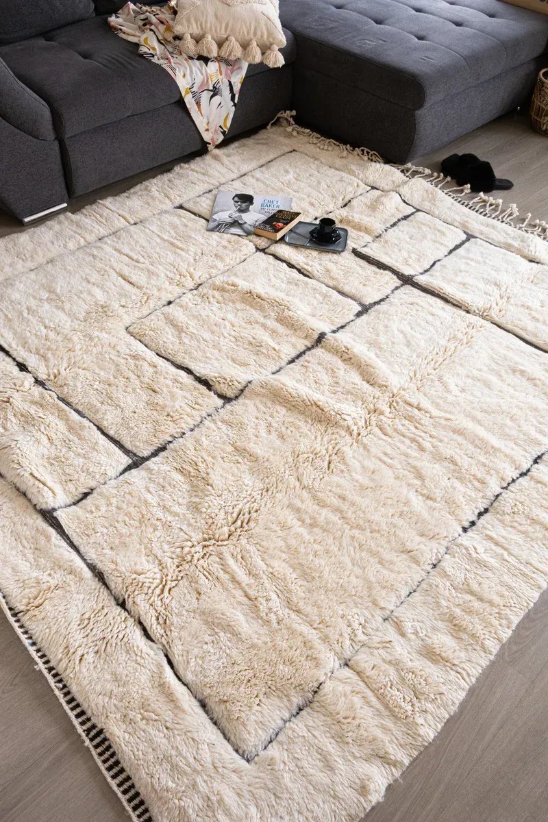 Tapis berbère motifs géométriques graphiques noir et blanc design - Taknaj