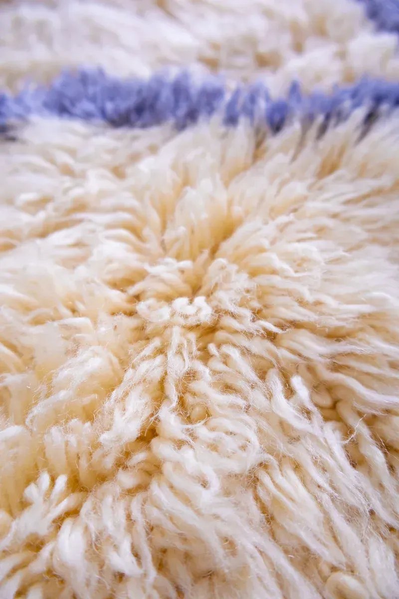Tapis berbère Beni Ouarain blanc uni laine vierge naturelle - Taknaj 2