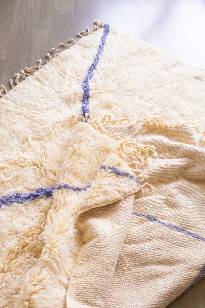 Tapis Beni Ouarain Blanc Uni Laine Naturelle – Mont Blanc | Taknaj