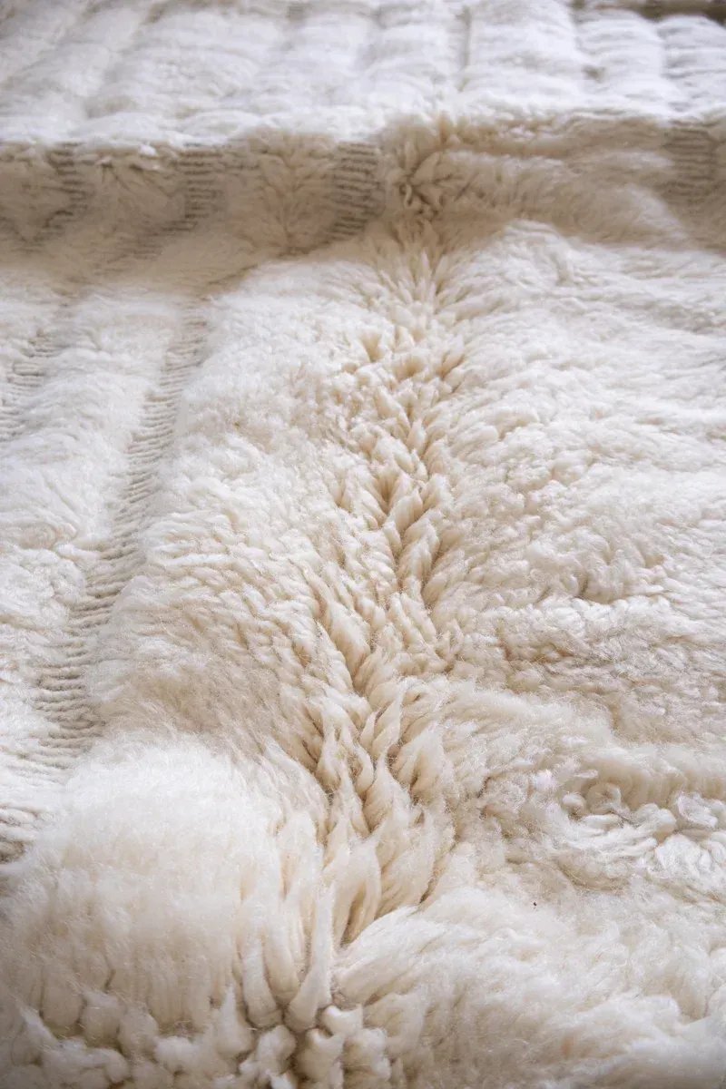 Grand Tapis Berbère Beige – Taj Mahal Mrirt Luxe | Taknaj