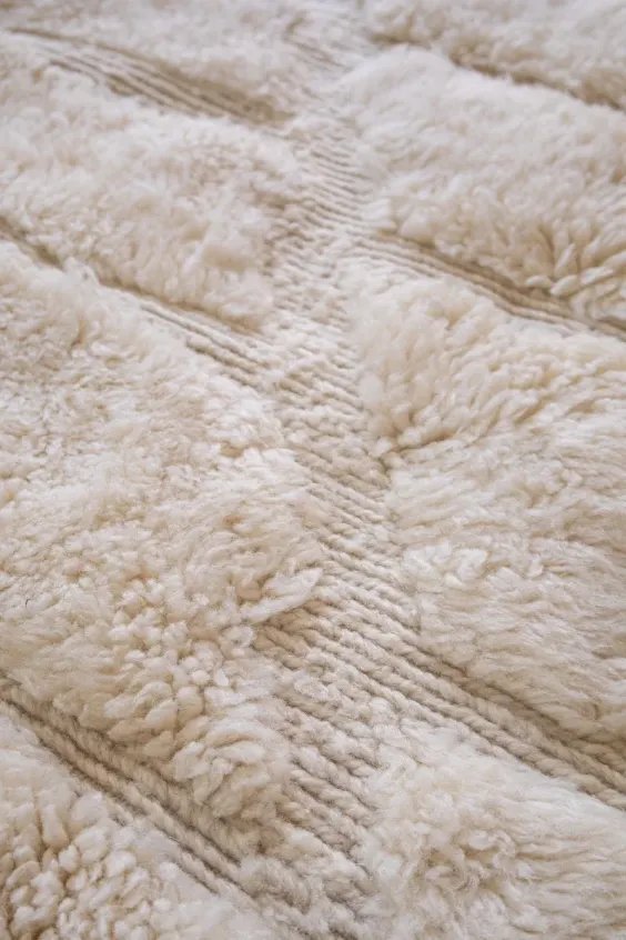 Tapis Berbère Blanc Crème – Polaire Effet Neige Mrirt | Taknaj