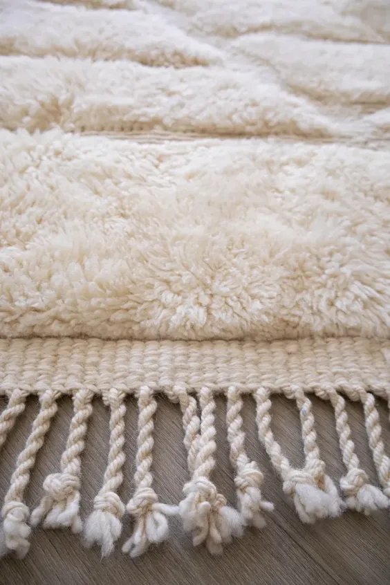 Tapis Berbère Blanc Crème – Polaire Effet Neige Mrirt | Taknaj
