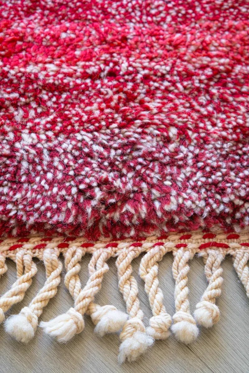Tapis Mrirt Rouge Vif Couleur Intense & Passion – Volcano | Taknaj