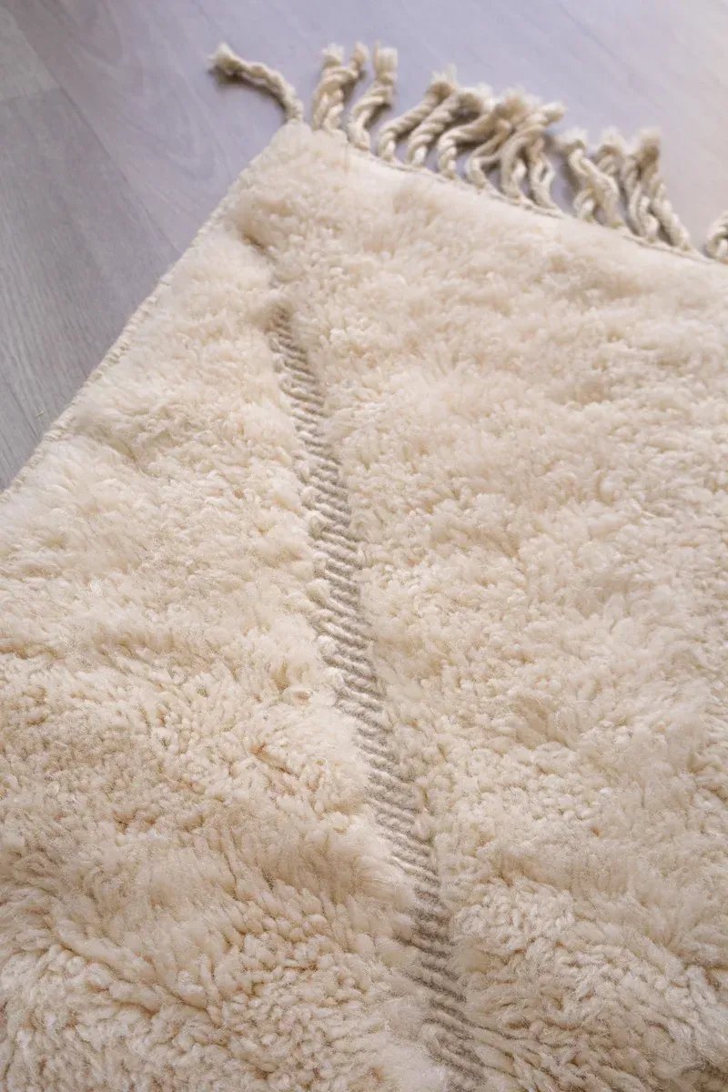 Tapis Berbère Blanc Épais – Nuage Mrirt Laine Naturelle | Taknaj